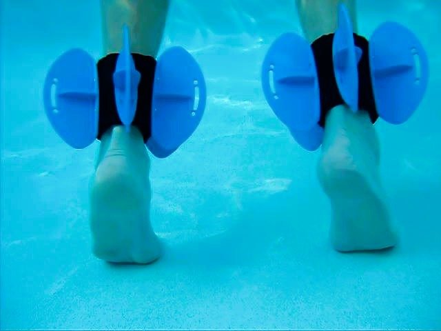 Ankle replacement training underwater