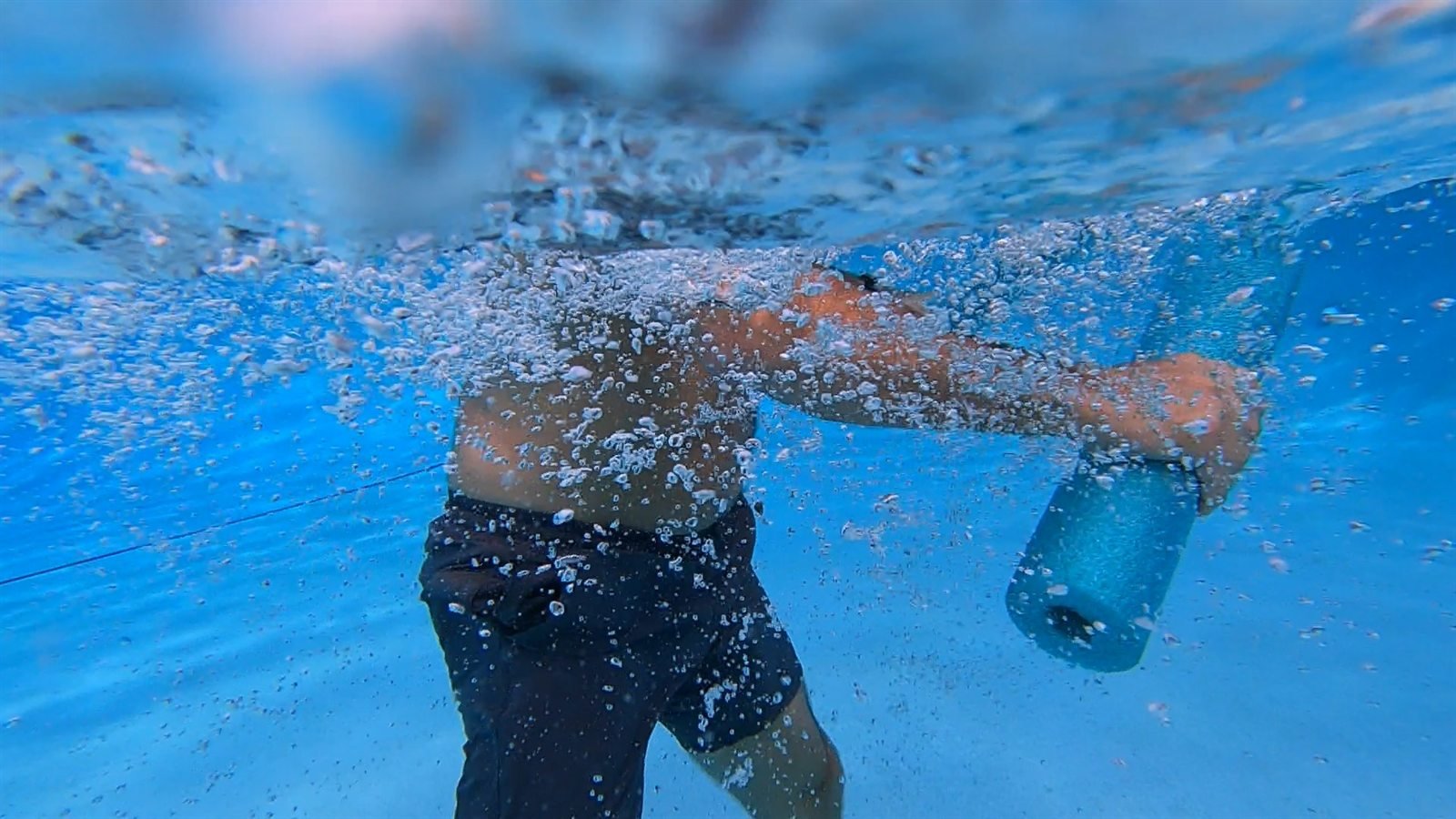 Underwater aquatic conditioning with a pool noodle