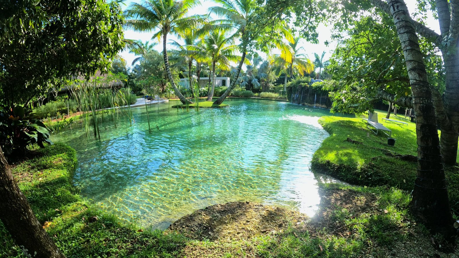 AquaFit Sports tropical training lagoon